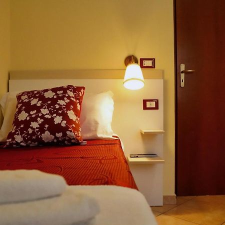 Tenuta Colle Degli Ulivi Сибари Екстериор снимка
